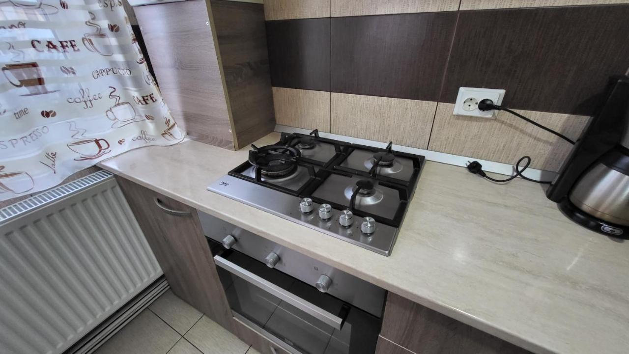 Apartament Navi 奥内什蒂 外观 照片